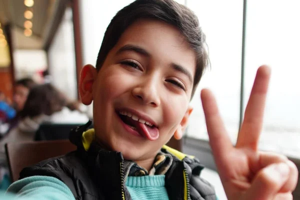 Sanki içimde canı sıkılmış bir fare var, devamlı etrafta off puff diye dolaşıyor.