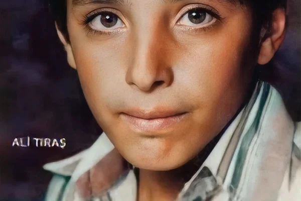 Oruç tutmakla, namaz kılmakla hacı olunmaz; bir Alevi öldüren beş sefer hacca gitmiş gibi sevap kazanır. 