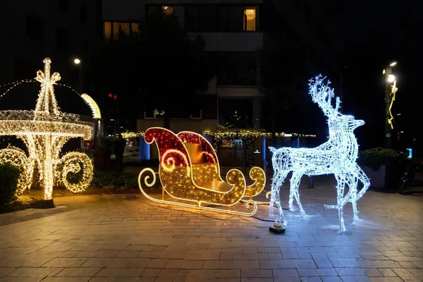 2025 Manifestosu: Şekilciliğe İnat, İnsanlığa Evet